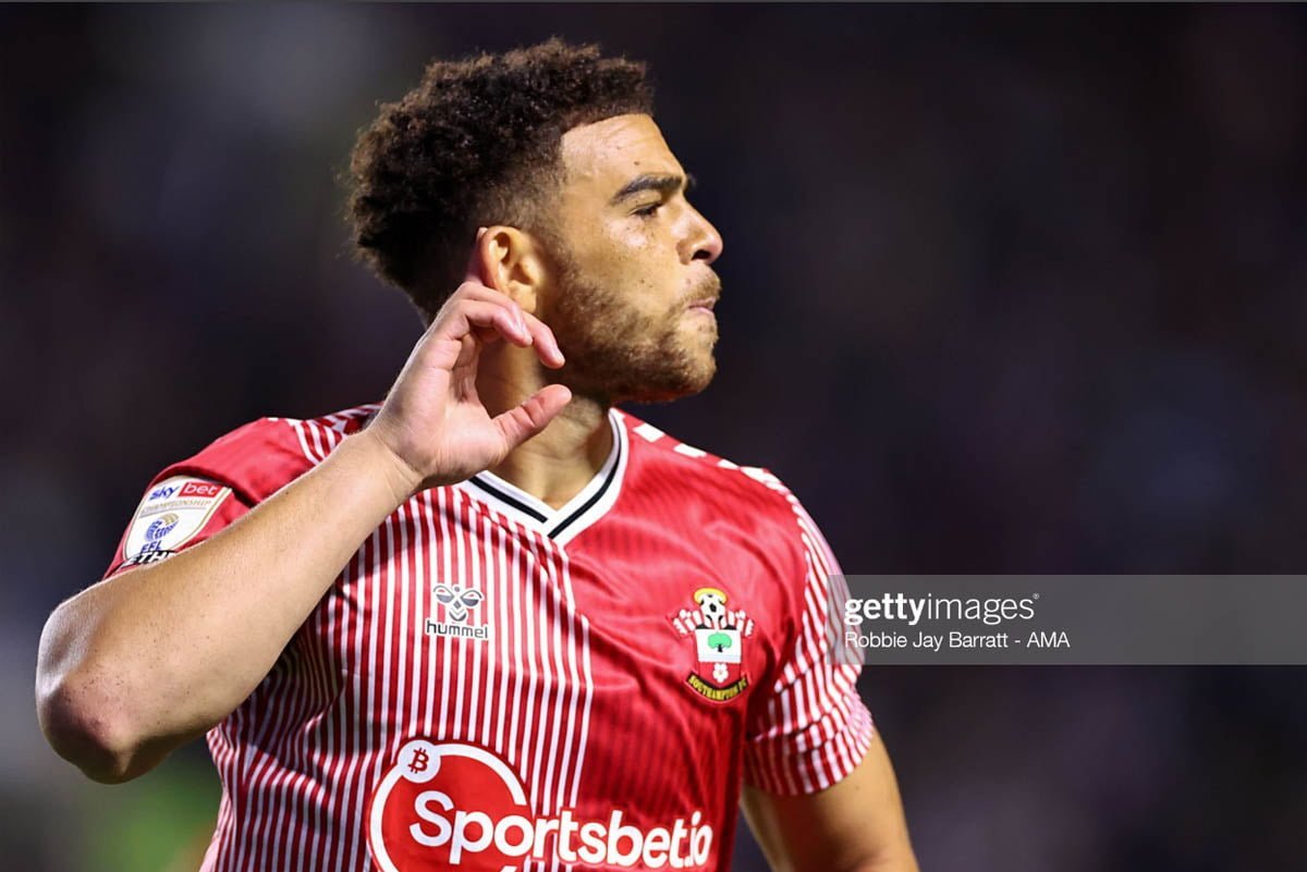 Che Adams Kembali Bersama Everton