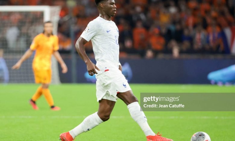 Bayern Munich Tawarkan Alphonso Davies