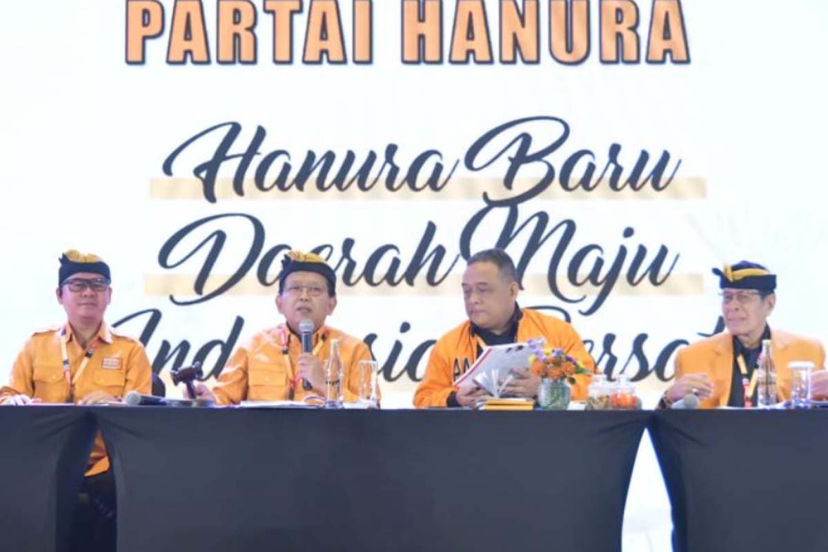 Oesman Sapta Odang Ketua Umum Partai Hanura