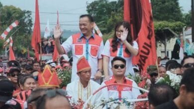 Caroll Senduk dan Sendy Rumajar Segera Dilantik