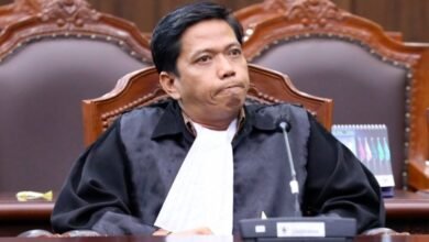 Diskualifikasi Trisal Tahir