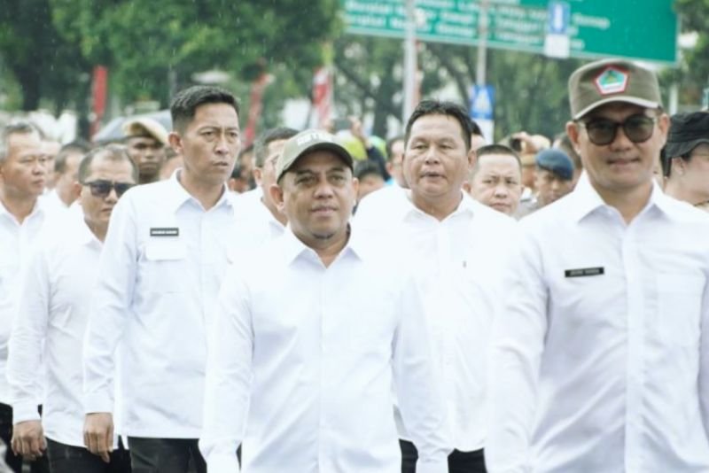 Iskandar Kamaru Menyambut Pelantikan di Istana Negara