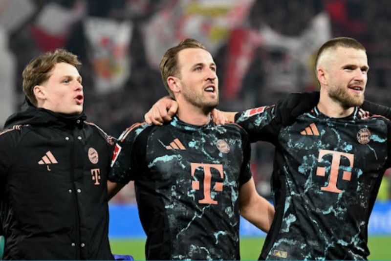 Bayern Kalahkan Stuttgart