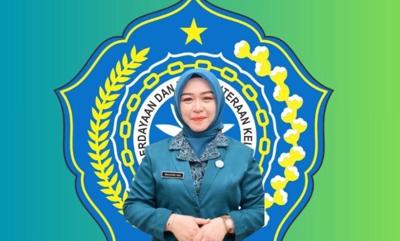 Pelantikan Ening Sutrisni Lasena Adam