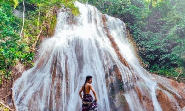 Air Terjun Tondopi Bombana