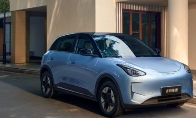 Mobil terlaris 2025