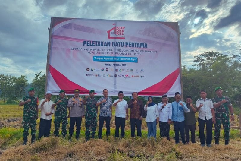 Groundbreaking gerai Koperasi Desa Merah Putih